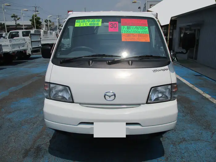 マツダ ボンゴ 小型 冷凍冷蔵 低温 床ステンの中古トラック画像2