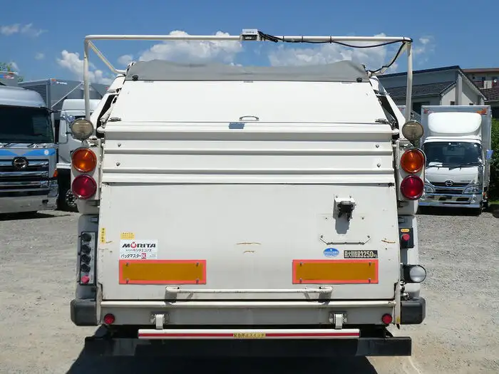 いすゞ エルフ 小型 パッカー車 巻き込み式 PDG-NPR75Nの中古トラック画像4