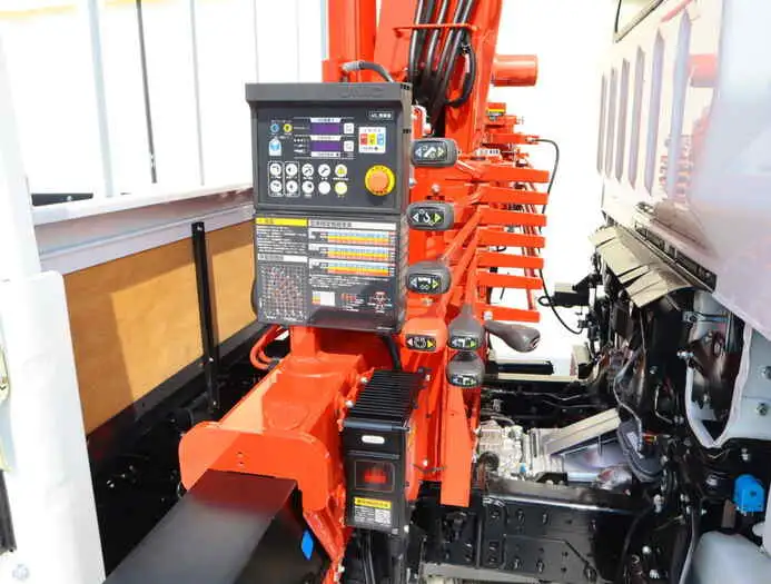 三菱 キャンター 小型 クレーン付 4段 ラジコンの中古トラック画像14