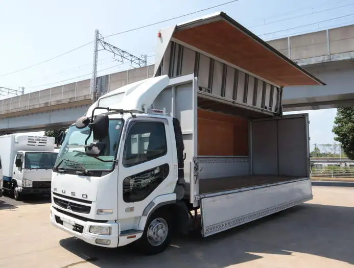 三菱 ファイター 中型/増トン ウイング PA-FK71R H18の中古トラック画像1