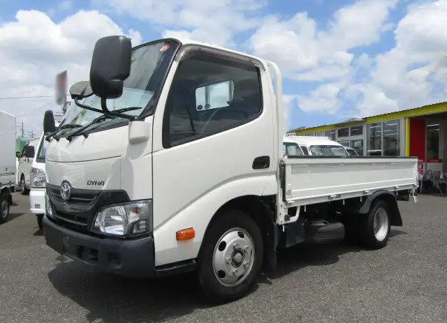 トヨタ ダイナ 小型 平ボディ XZC605 H30 の中古トラック【車両No.150269】