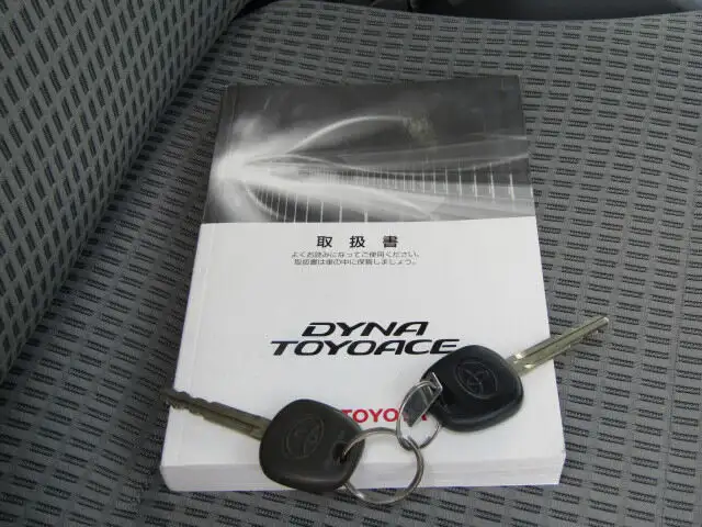トヨタ ダイナ 小型 平ボディ XZC605 H30の中古トラック画像像17