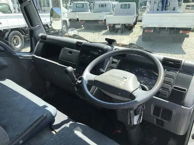 三菱 キャンター 小型 平ボディ PA-FE72DE H17の中古トラック画像10