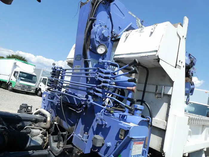 いすゞ エルフ 小型 ダンプ クレーン付き PB-NKR81ANの中古トラック画像8