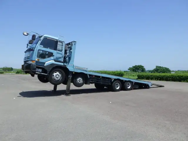 日産UD クオン 大型 車両重機運搬 ウインチ ベッドの中古トラック画像3