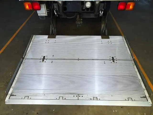 日野 レンジャー 中型/増トン 冷凍冷蔵 低温 パワーゲートの中古トラック画像8