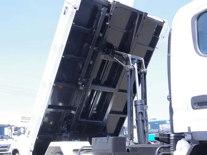 三菱 キャンター 小型 ダンプ ローダー 2PG-FEBM0の中古トラック画像16