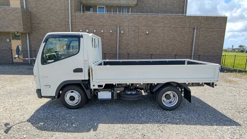 三菱 キャンター 小型 平ボディ 2RG-FBA20 R4｜画像3