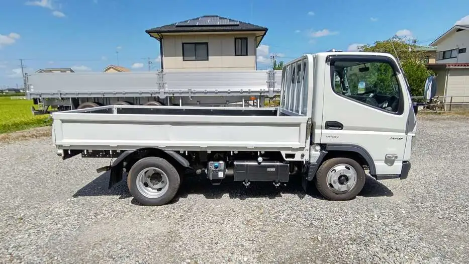 三菱 キャンター 小型 平ボディ 2RG-FBA20 R4の中古トラック画像4