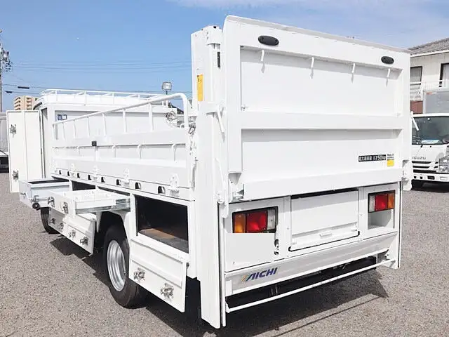 いすゞ エルフ 小型 平ボディ パワーゲート 床鉄板の中古トラック画像10