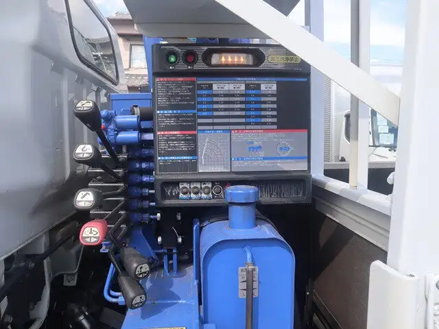 三菱 キャンター 小型 クレーン付 3段 ラジコンの中古トラック画像9