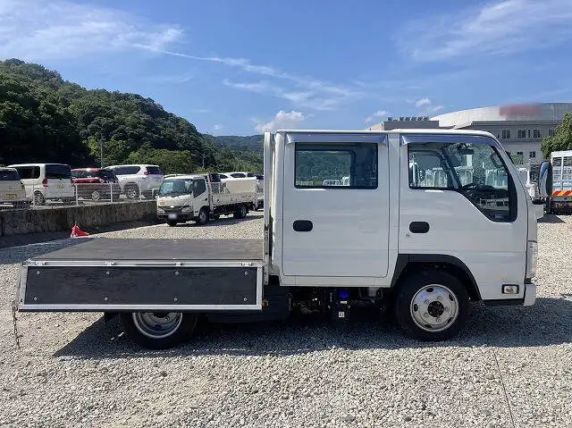 いすゞ エルフ 小型 平ボディ Wキャブ 2RG-NJS88Aの中古トラック画像4