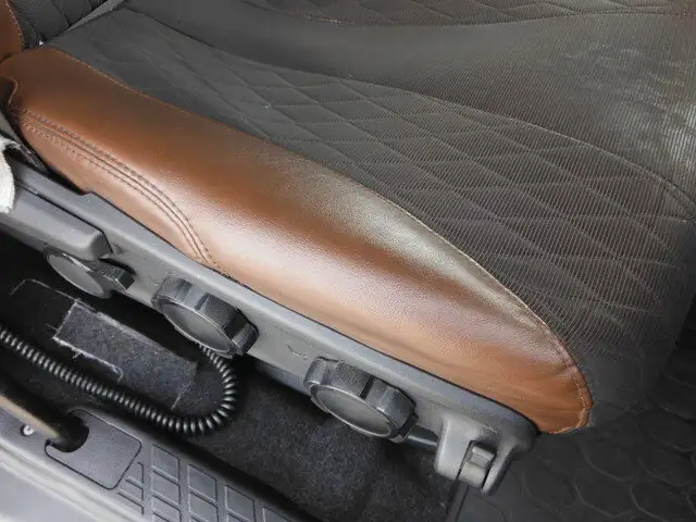 日野 プロフィア 大型 ウイング ハイルーフ エアサスの中古トラック画像10