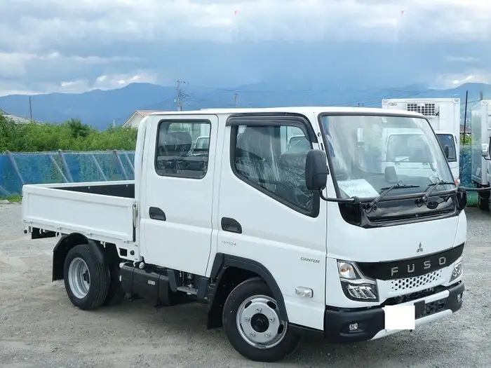 三菱 キャンター 小型 平ボディ Wキャブ 2RG-FBA20の中古トラック画像3