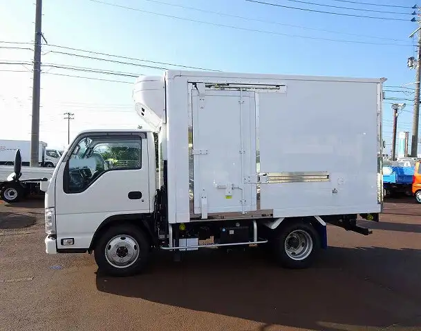 いすゞ エルフ 小型 冷凍冷蔵 10尺 の中古トラック【車両No