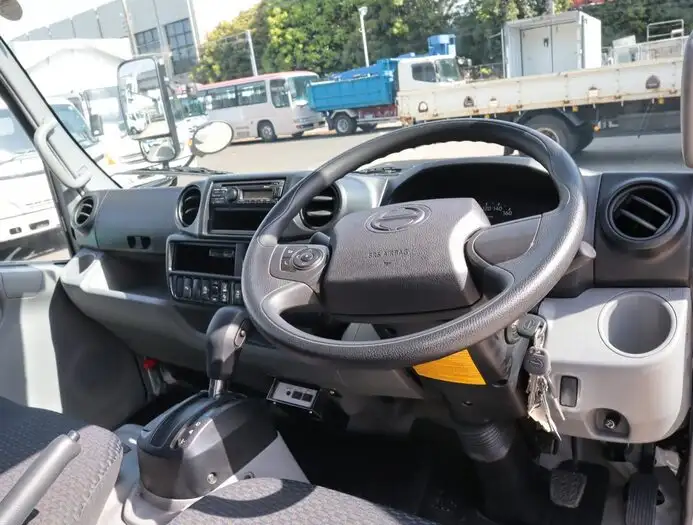 日野 デュトロ 小型 アルミバン ボトルカー サイドドアの中古トラック画像11