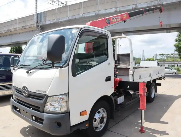 日野 デュトロ 小型 クレーン付 4段 ラジコン の中古トラック【車両No.150555】