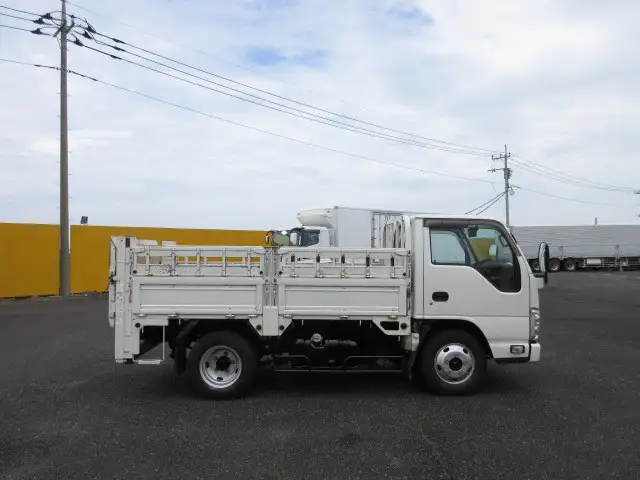 いすゞ エルフ 小型 平ボディ パワーゲート 床鉄板の中古トラック画像3
