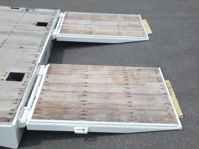 三菱 ファイター 中型/増トン 車両重機運搬 ラジコン ウインチの中古トラック画像9