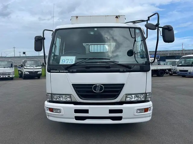 日産UD コンドル 中型/増トン 平ボディ ベッド PB-MK36Aの中古トラック画像7