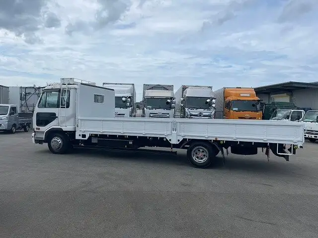 日産UD コンドル 中型/増トン 平ボディ ベッド PB-MK36Aの中古トラック画像6
