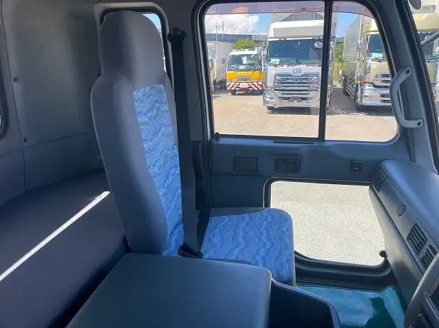日産UD コンドル 中型/増トン 平ボディ ベッド PB-MK36Aの中古トラック画像11