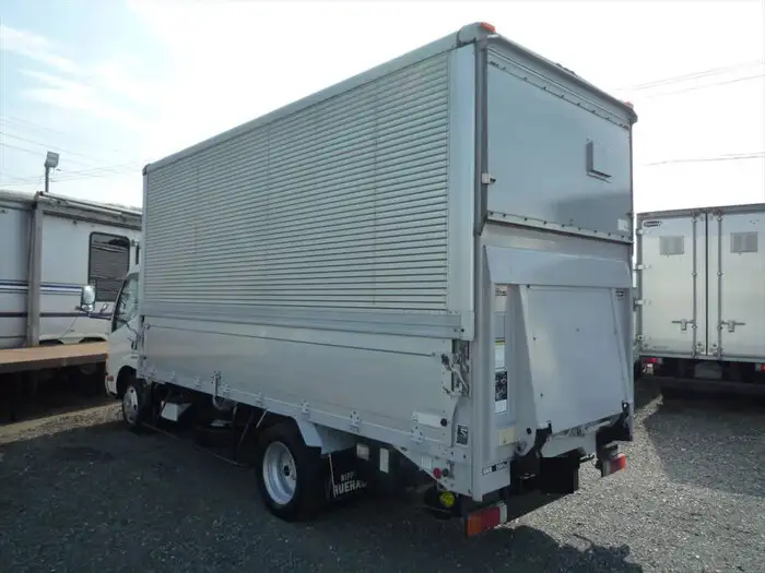 日野 デュトロ 小型 ウイング パワーゲート SKG-XZU650Mの中古トラック画像5