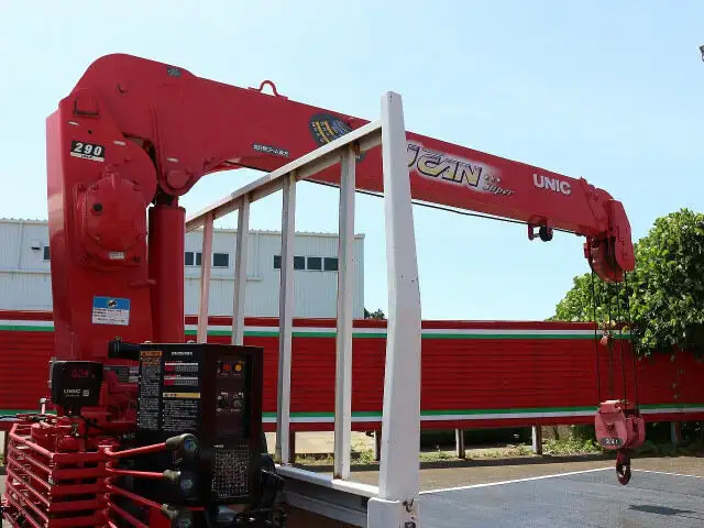 いすゞ エルフ 小型 クレーン付 3段 ラジコンの中古トラック画像9