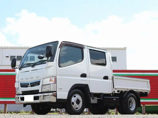 三菱 キャンター 小型 平ボディ Wキャブ 床鉄板の中古トラック画像1