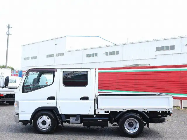 三菱 キャンター 小型 平ボディ Wキャブ 床鉄板の中古トラック画像5