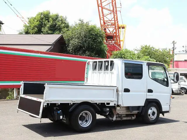 三菱 キャンター 小型 平ボディ Wキャブ 床鉄板の中古トラック画像6
