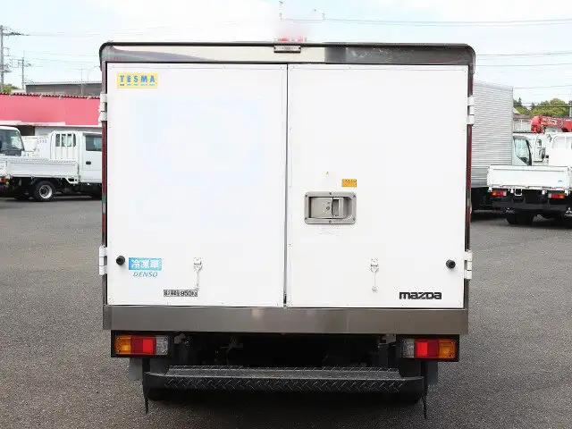 マツダ ボンゴ 小型 冷凍冷蔵 低温 サイドドアの中古トラック画像5