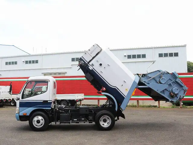 日野 デュトロ 小型 パッカー車 巻き込み式 回転ダンプ式の中古トラック画像7