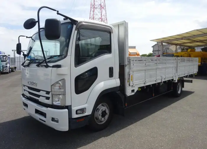いすゞ フォワード 中型/増トン 平ボディ TKG-FRR90S2 H29の中古トラック画像1