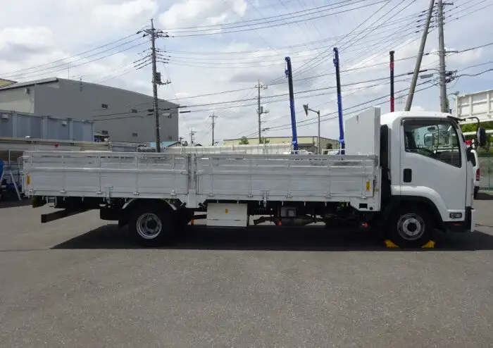 いすゞ フォワード 中型/増トン 平ボディ TKG-FRR90S2 H29の中古トラック画像3