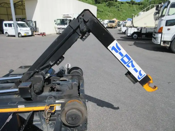 いすゞ エルフ 小型 アームロール ツインホイスト TPG-NKR85ANの中古トラック画像5