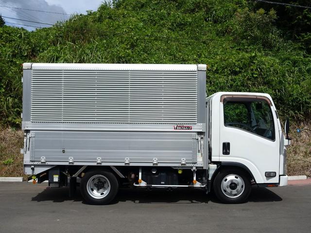 いすゞ エルフ 小型 ウイング 10尺 TKG-NMR85AN の中古トラック