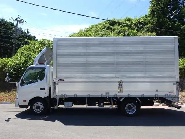 トヨタ ダイナ 小型 ウイング TKG-XZU720 H25の中古トラック画像4
