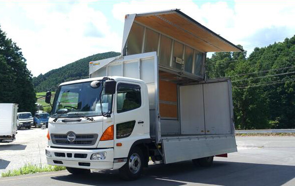 日野 レンジャー 中型/増トン ウイング TKG-FC9JHAA H25｜画像1