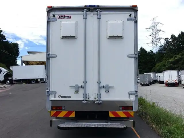 三菱 キャンター 小型 ウイング TKG-FEC90 H25の中古トラック画像3
