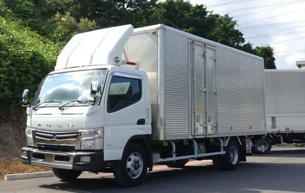 三菱 キャンター 小型 アルミバン パワーゲート サイドドア の中古トラック【車両No.150768】