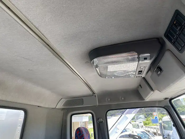 いすゞ ギガ 大型 タンク車 バキューム KL-CVR23H4の中古トラック画像14