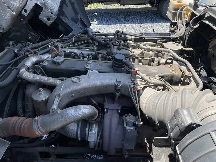 いすゞ ギガ 大型 タンク車 バキューム KL-CVR23H4の中古トラック画像18