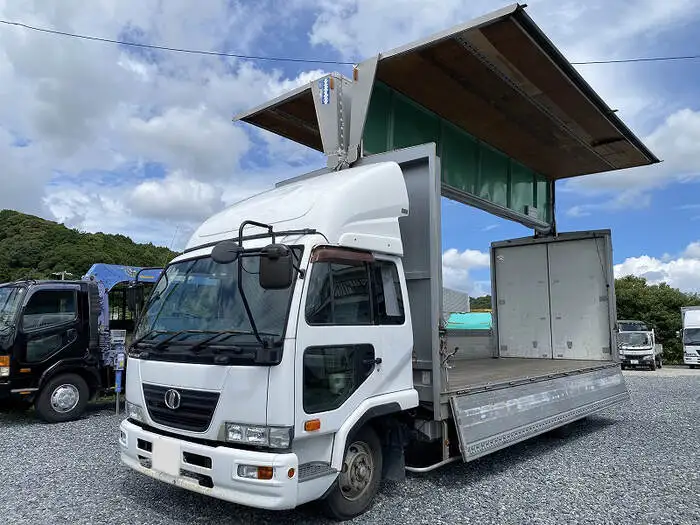 日産UD コンドル 中型/増トン ウイング パワーゲート ベッドの中古トラック画像1