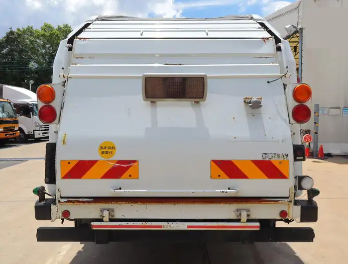 三菱 ファイター 中型/増トン パッカー車 巻き込み式 回転ダンプ式の中古トラック画像3