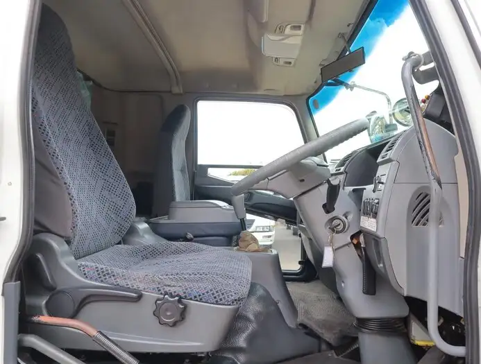 三菱 ファイター 中型/増トン パッカー車 巻き込み式 回転ダンプ式の中古トラック画像14