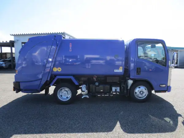 いすゞ エルフ 小型 パッカー車 巻き込み式 TKG-NMR85Nの中古トラック画像4