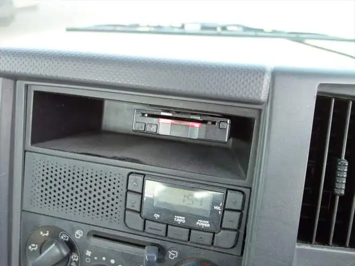 いすゞ エルフ 小型 平ボディ TPG-NPR85AR H27の中古トラック画像13