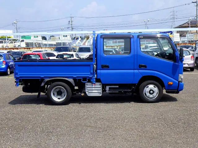 日野 デュトロ 小型 平ボディ Wキャブ 床鉄板の中古トラック画像2