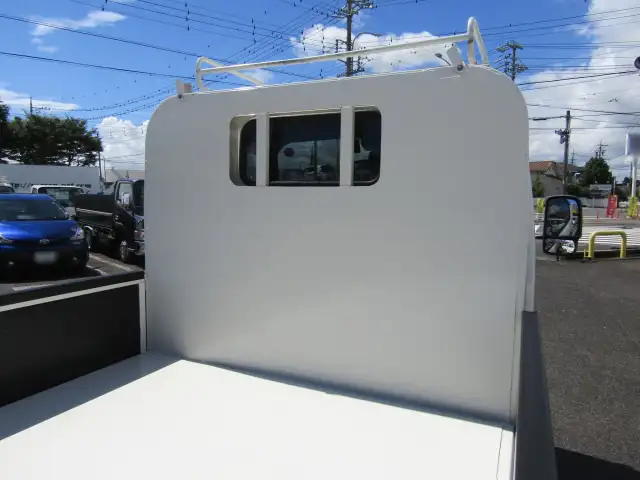 トヨタ ダイナ 小型 平ボディ 床鉄板 2RG-XZC605の中古トラック画像5